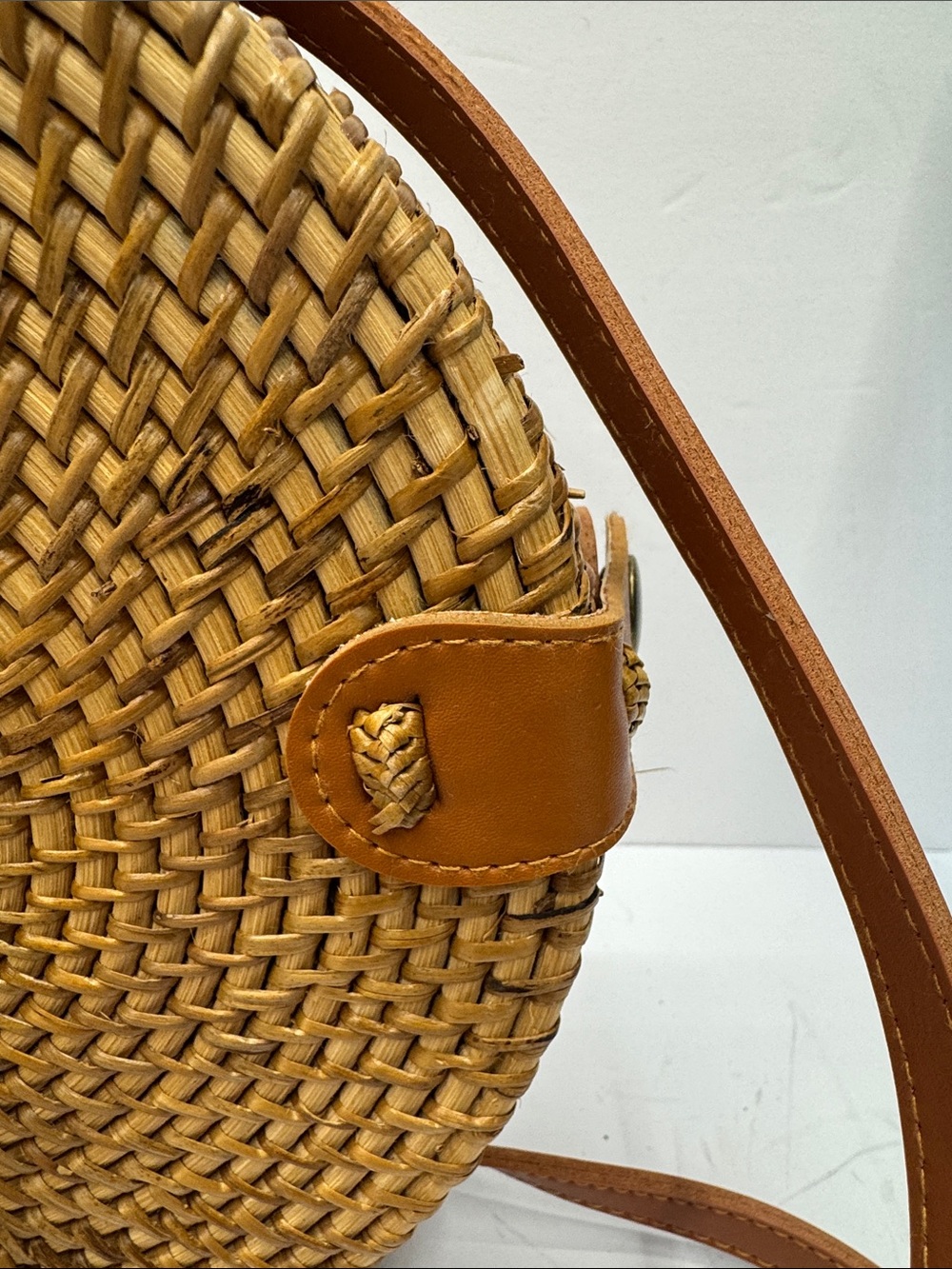 Woven Round Straw Crossbody Bag in Tan - Picture 4 of 9